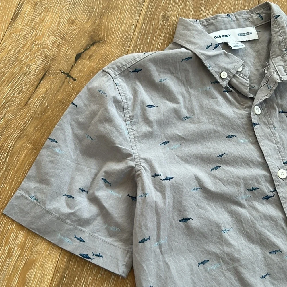 NWT Old Navy Shark Shirt